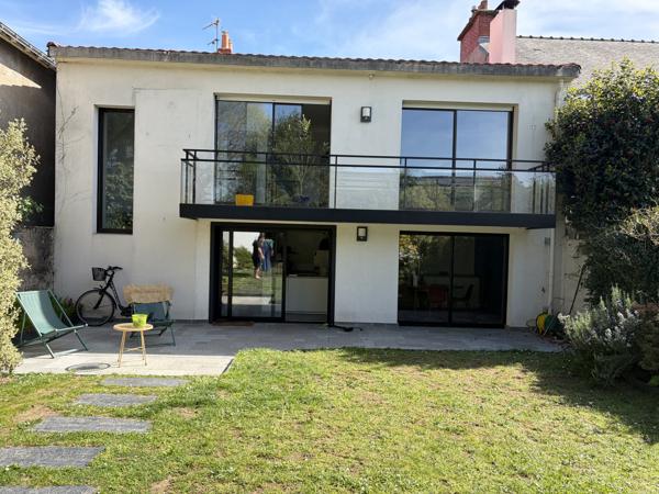 ZOLA, MAISON FAMILIALE ….