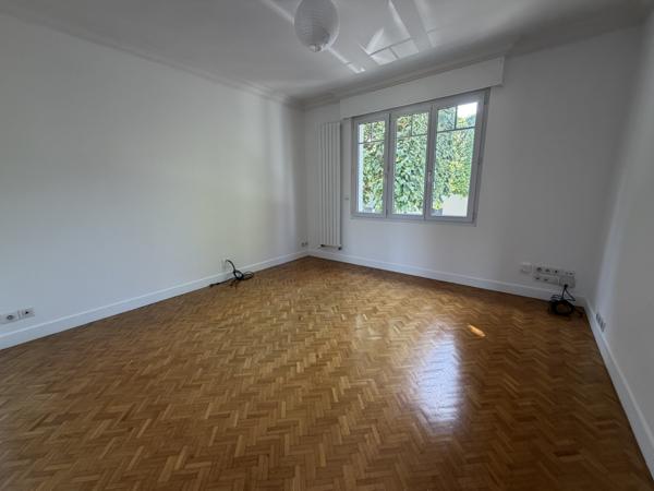 ZOLA, MAISON FAMILIALE ….
