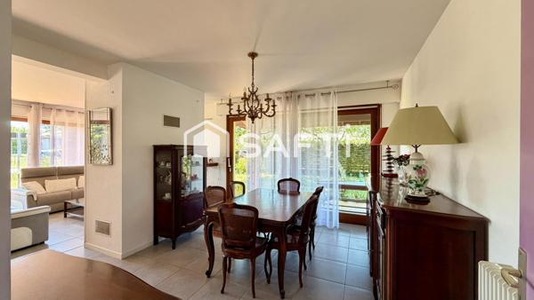 Maison d’architecte au calme dans un secteur prisé