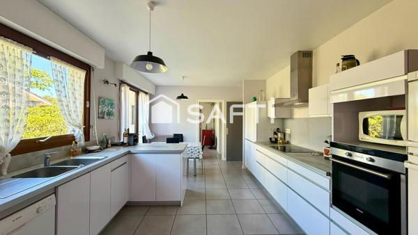Maison d’architecte au calme dans un secteur prisé