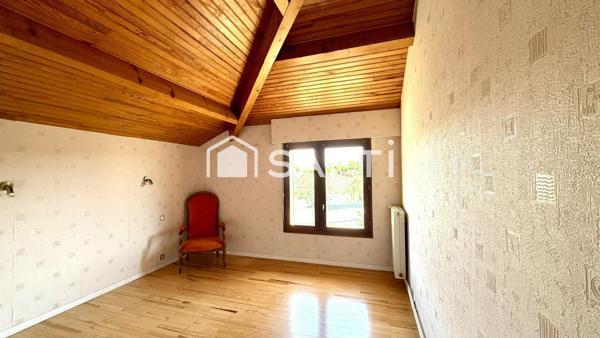 Maison d’architecte au calme dans un secteur prisé