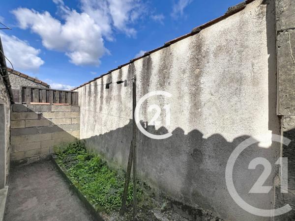 Maison à vendre  3 pièces - 73 m 2   COGNAC  - 16
