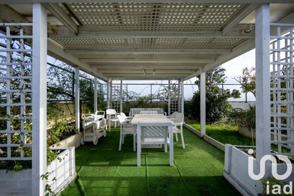 Appartement 6 pièces de 153 m² à Châtenay-Malabry (92290)