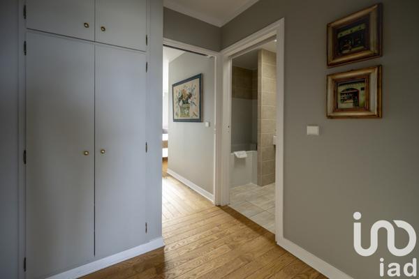 Appartement 6 pièces de 153 m² à Châtenay-Malabry (92290)