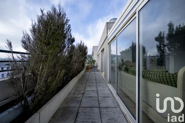 Appartement 6 pièces de 153 m² à Châtenay-Malabry (92290)