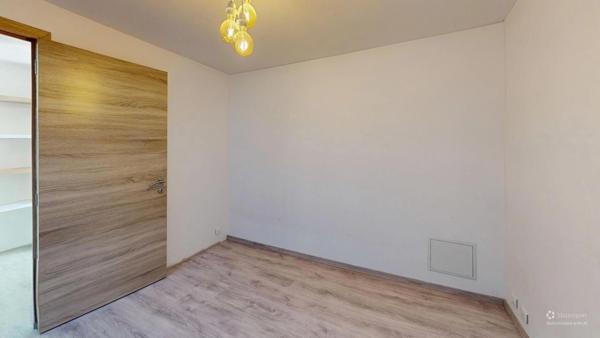 IRÉ-LE-SEC – Maison de caractère, 4 chambres, mezzanine, jardin et garage – DPE B