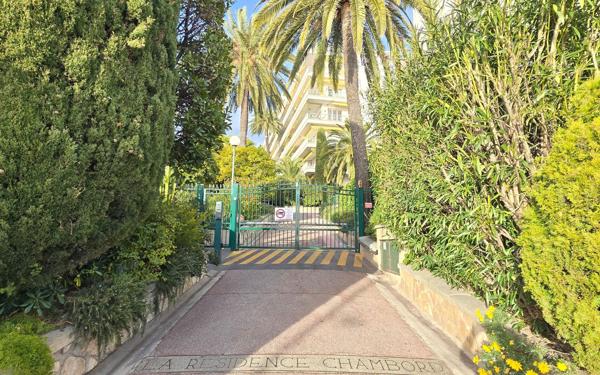 Appartement à vendre    2 pièces • 56,45 m2 Nice