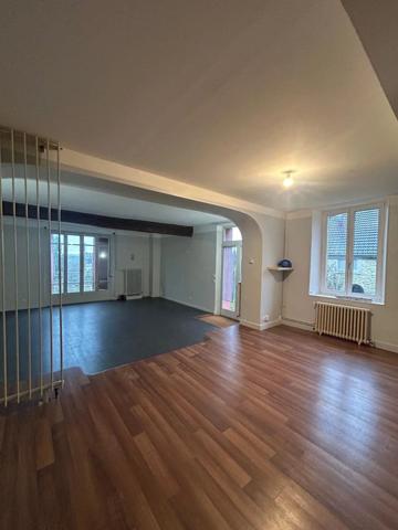 Location Maison 5 pièces 145 m2 à Moret-Loing-Et-Orvanne