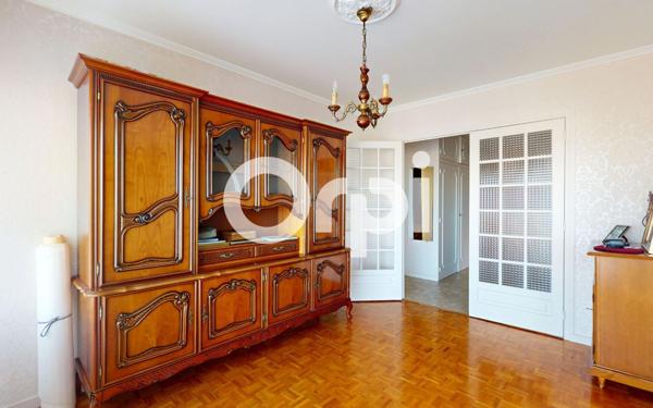 Appartement à vendre    4 pièces • 70,59 m2 Bron