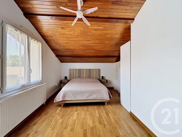 Maison à vendre  5 pièces - 130,08 m 2   GUJAN MESTRAS  - 33