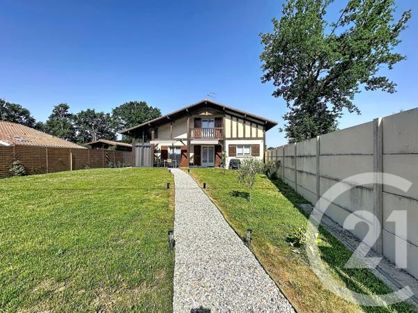 Maison à vendre  5 pièces - 130,08 m 2   GUJAN MESTRAS  - 33