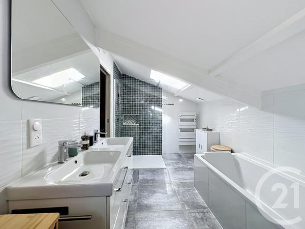 Maison à vendre  5 pièces - 130,08 m 2   GUJAN MESTRAS  - 33