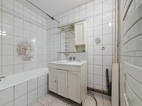 Appartement type T4 - 84m² - emplacement calme et arboré - ANNEMASSE (74)