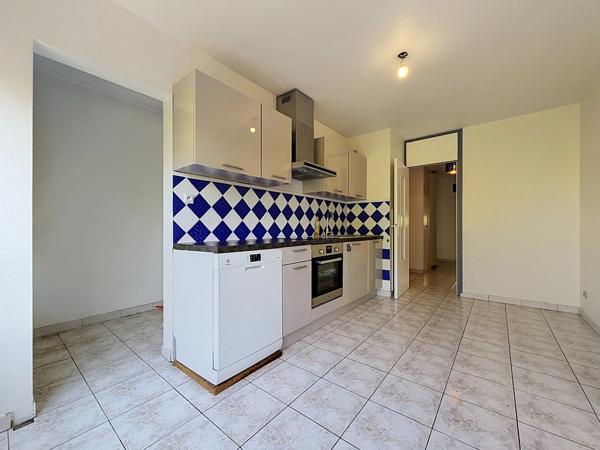 Appartement type T4 - 84m² - emplacement calme et arboré - ANNEMASSE (74)