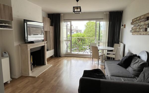 Appartement à vendre    3 pièces • 65,49 m2 Noisy-le-Roi
