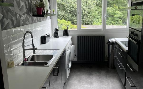 Appartement à vendre    3 pièces • 65,49 m2 Noisy-le-Roi