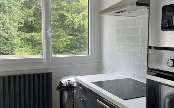 Appartement à vendre    3 pièces • 65,49 m2 Noisy-le-Roi