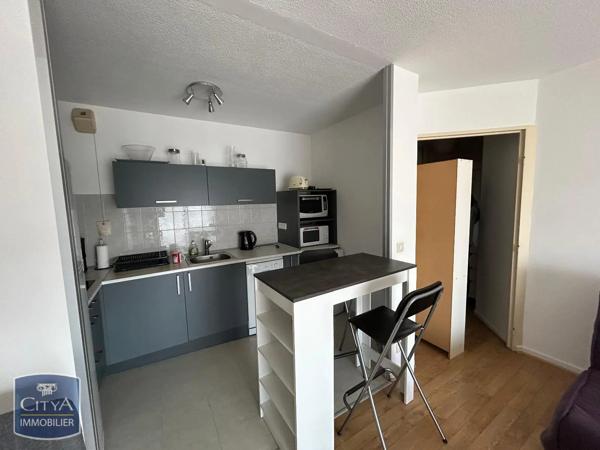 Appartement à louer 2 pièces 44.77m² Pau (64000)