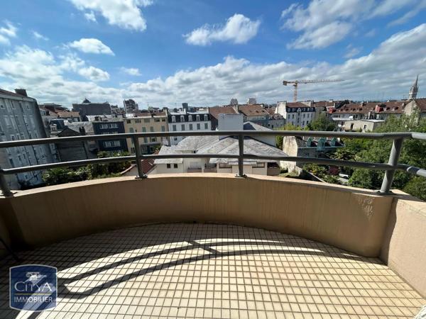 Appartement à louer 2 pièces 44.77m² Pau (64000)