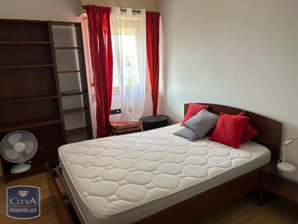 Appartement à louer 2 pièces 44.77m² Pau (64000)