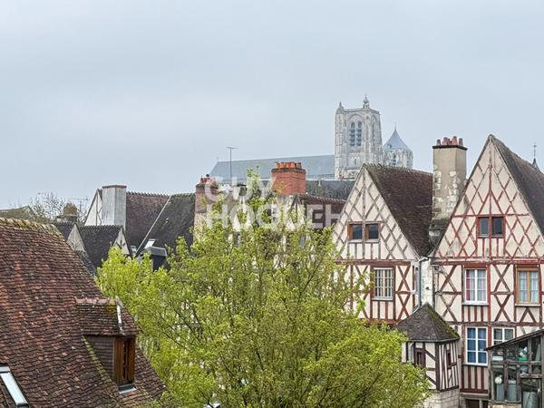 BOURGES - CENTRE VILLE