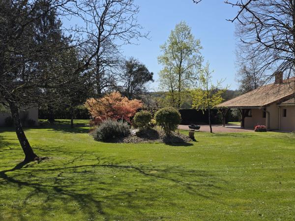 Maison à vendre à Montalembert (79190) - Deux-Sèvres