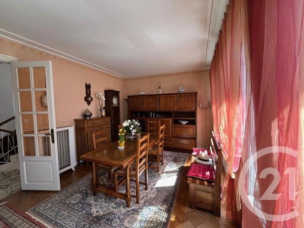 Maison à vendre  6 pièces - 130 m 2   CHATELLERAULT  - 86