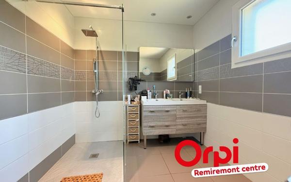 Maison à vendre    4 pièces •  Saint-Nabord