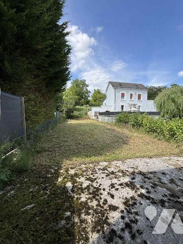 Nouveau mandat sur la commune de WARCQ à usage professionnel uniquement:

Maison à usage prof...