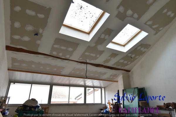 Dpt Lot et Garonne (47), à vendre VILLENEUVE SUR LOT appartement T11, avec local commercial et rapport locatif, idéal investisseurs, ou grande famille