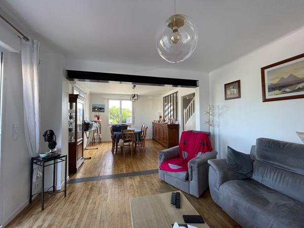 Maison à Sarzeau entre Golfe et bourg