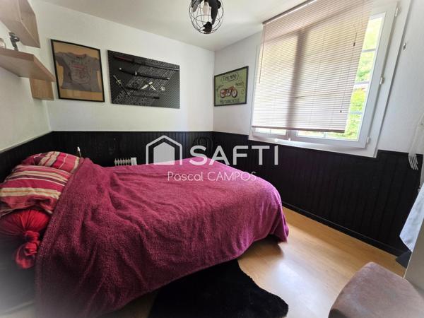 maison t7 de 170m², avec jardin non atennant