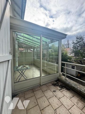 Sur la commune de SAINT MAURICE (Val de Marne) maison à rénover de 5 pièces principales