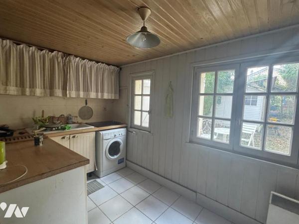 Sur la commune de SAINT MAURICE (Val de Marne) maison à rénover de 5 pièces principales