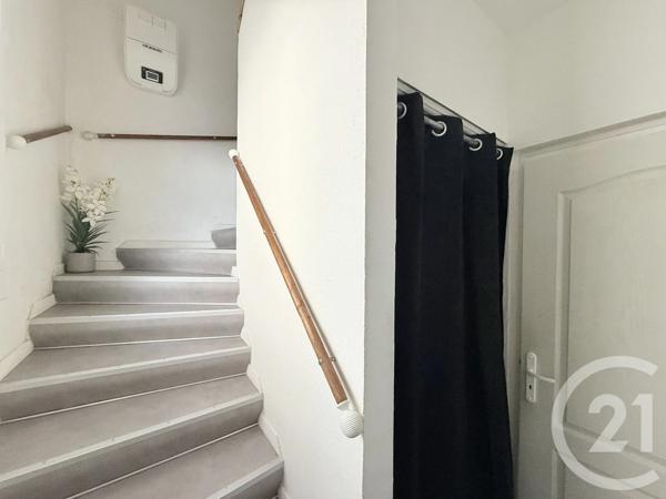 Maison à vendre  4 pièces - 95 m 2   BONNEVILLE  - 74