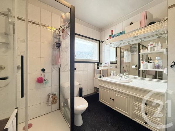 Maison à vendre  4 pièces - 95 m 2   BONNEVILLE  - 74