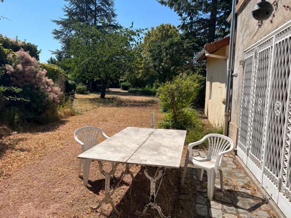 Propriete à vendre 8 pièces Proche de ROANNE (42)