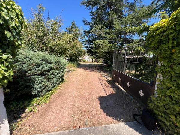 Propriete à vendre 8 pièces Proche de ROANNE (42)