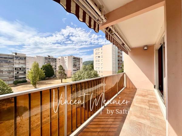 3 Chambres / Lumineux / Ascenseur / Parking