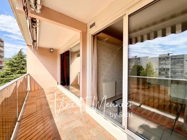 3 Chambres / Lumineux / Ascenseur / Parking
