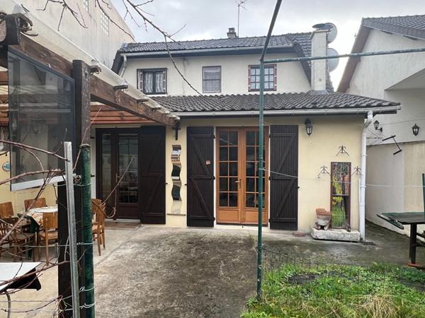 Pavillon F5 100 M² " VILLAGE PARISIEN "