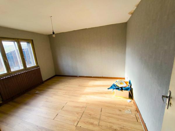 MAISON DE CAMPAGNE 111,76 m2 SUR 36,14 ARES