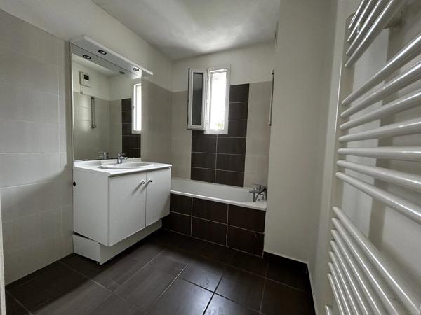 Appartement T4 - 75 m2 - Vénissieux