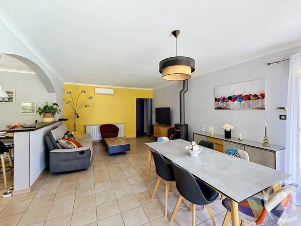 Maison à vendre  4 pièces - 83 m 2   BAGNOLS SUR CEZE  - 30