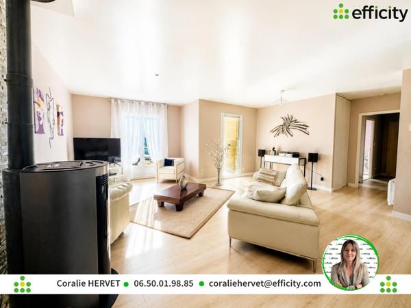 Maison
         5 pièces
        - 110 m² 239 000 €*