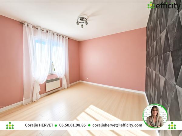 Maison
         5 pièces
        - 110 m² 239 000 €*