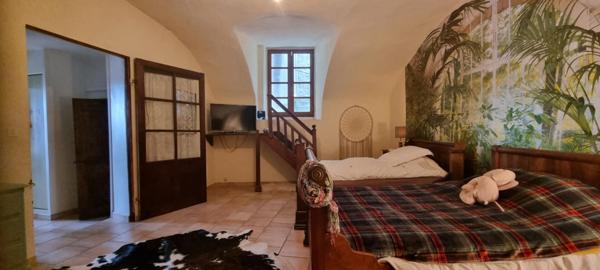 Rochemaure - Appartement  7 pièce(s) 160 m2