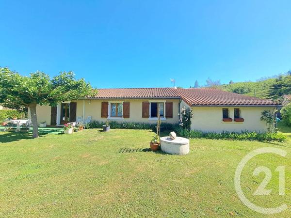 Maison à vendre  4 pièces - 113 m 2   CARBONNE  - 31