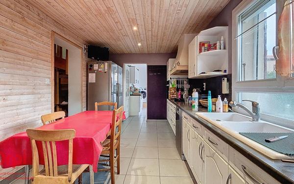 Maison à vendre    5 pièces •  Prades