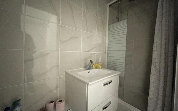 Appartement à louer    1 pièce •  Villemomble